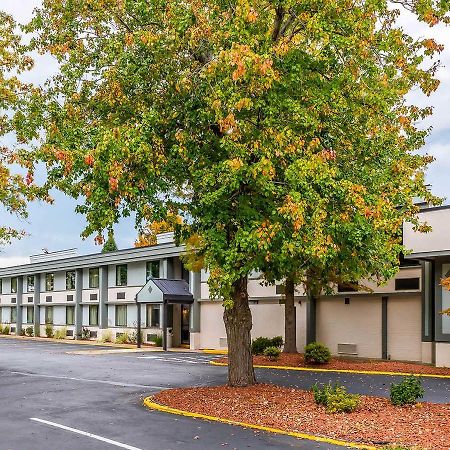 Clarion Inn Belle Vernon Ngoại thất bức ảnh