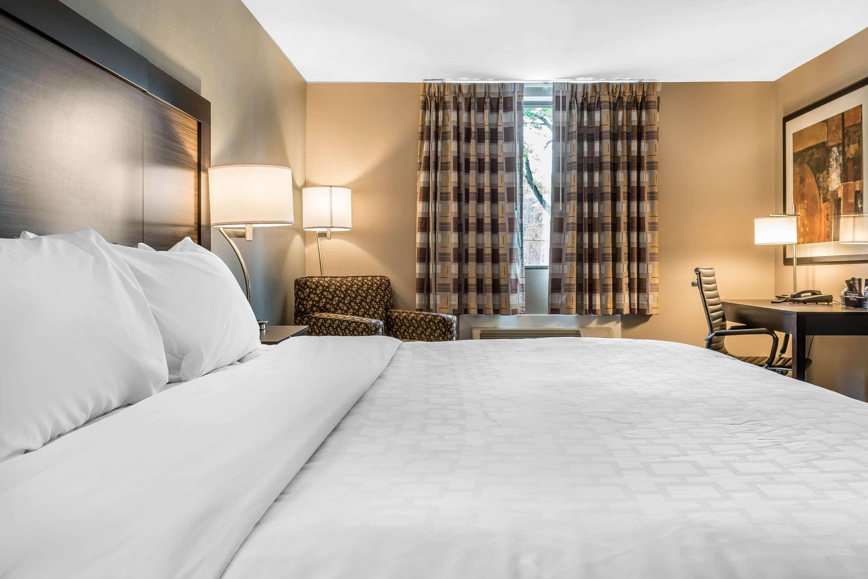 Clarion Inn Belle Vernon Ngoại thất bức ảnh